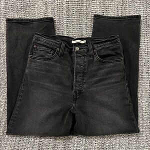 Levi's Ribcage Ankle Jeans